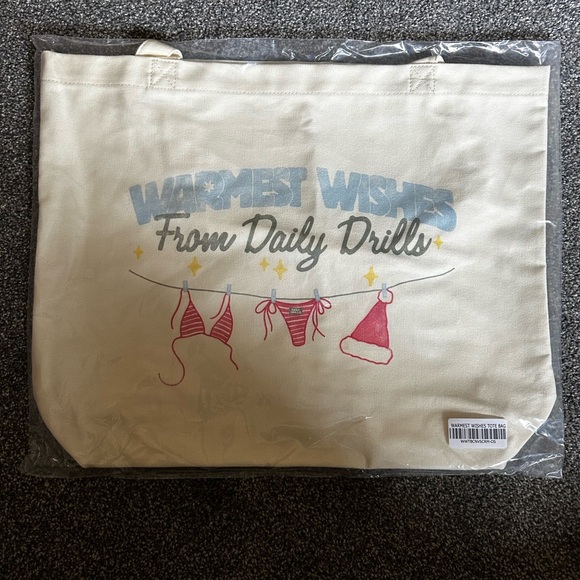 Daily Drills Handbags - Daily Drills Cream Tote Limited Edition Warmest Wishes Print